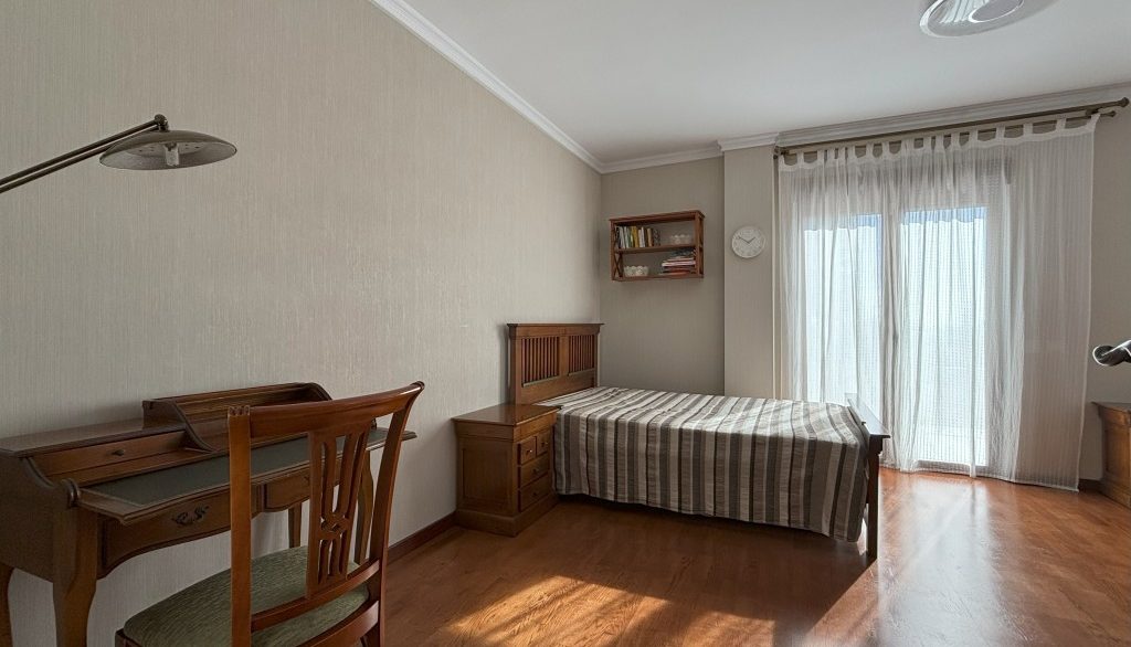 full_1464916_64811974