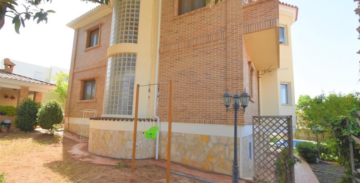 full_1464916_64812000