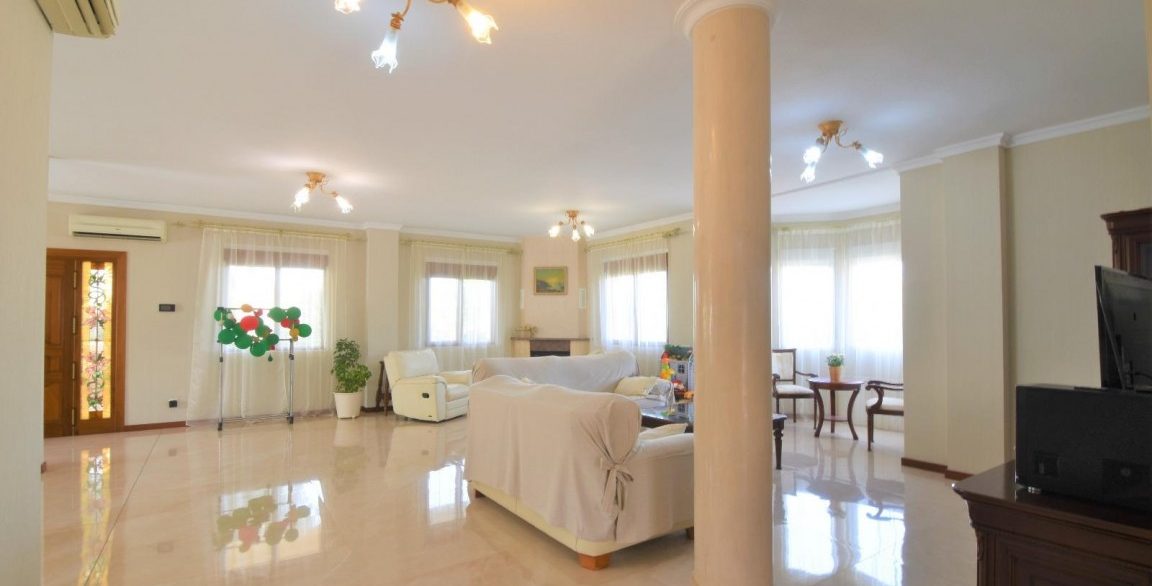 full_1464916_64812004