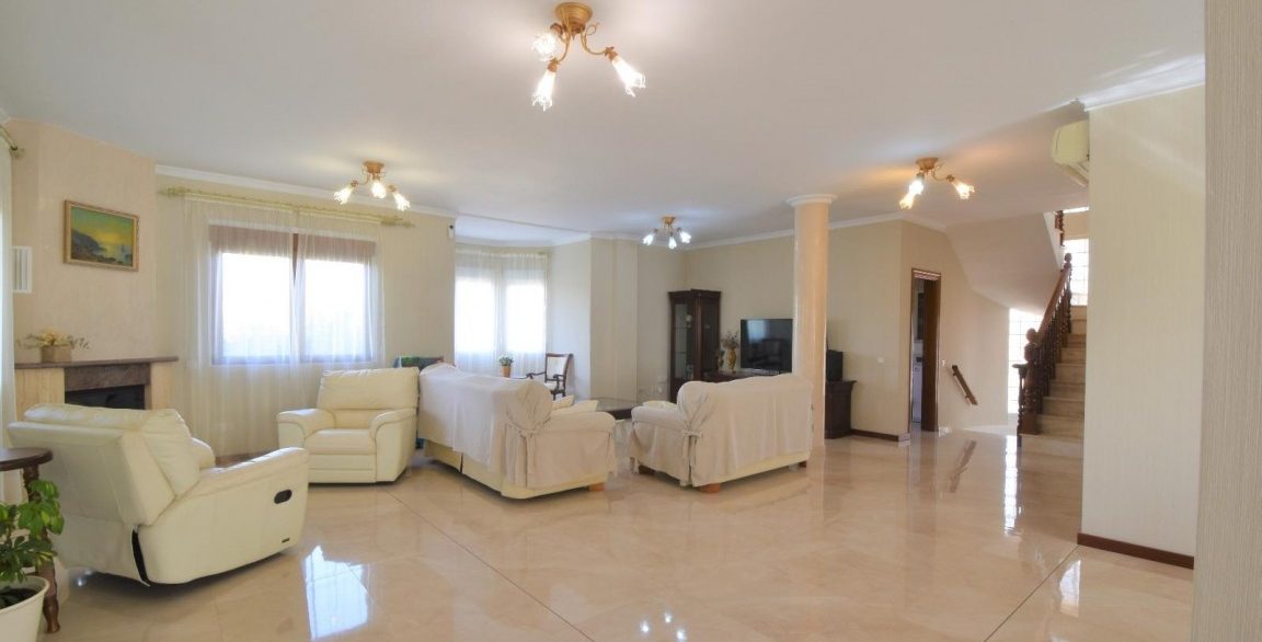 full_1464916_64812007