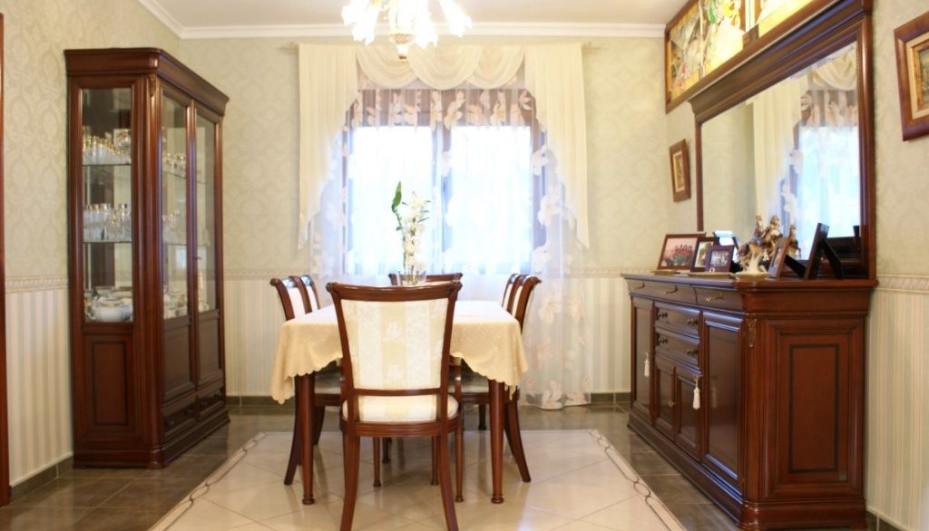 o_1bb3t4gq71ei61t3g1i3e1jla4v323