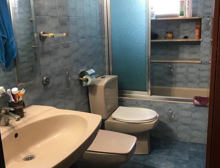 o_1gdkqvcrlfbtb1itov1sp5dn122