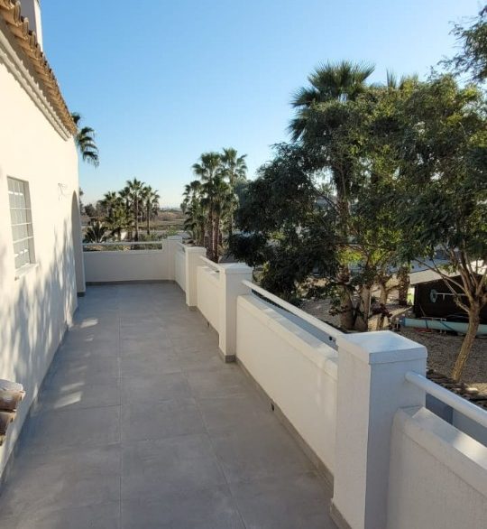 o_1go6c13re1mqqt9n1r5uiva19ro2m