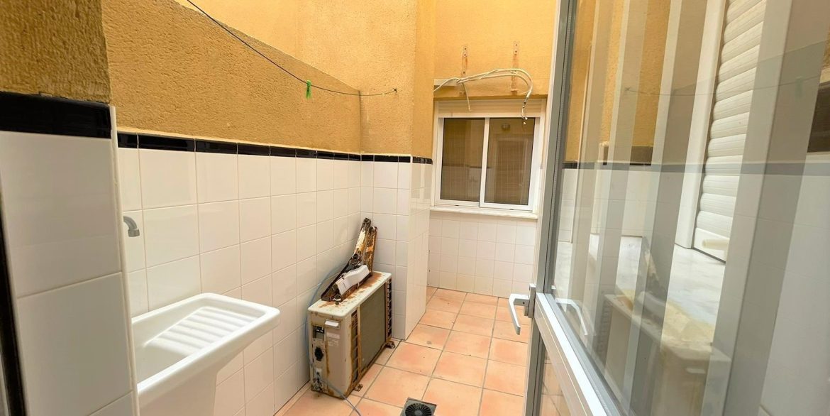 o_1got80c9j1gsr1jvdlrn1kdj1qf3i