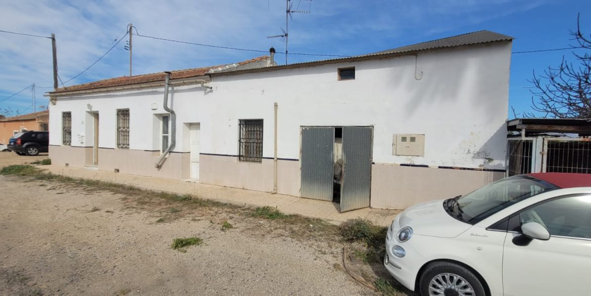 o_1grfr18beo0313g3kfljsd1c3m28