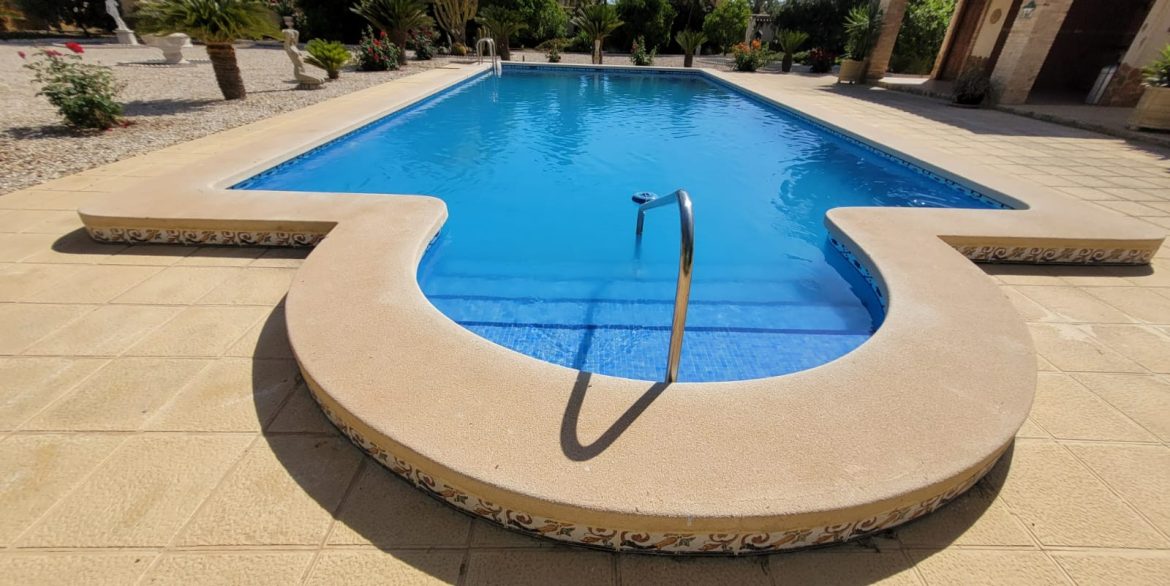 o_1gurv8d8stop17fg1r934q51h5r25