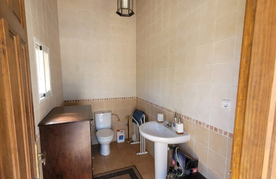 o_1gurvdtjs9hh1e8t1fl1u4k19rn5j