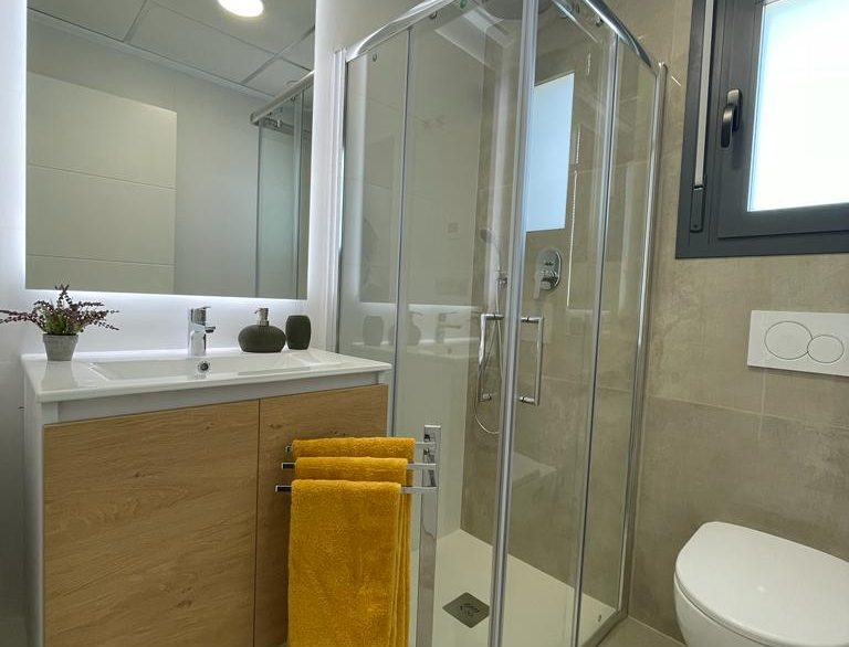 o_1h9g8vgmk13b816ca14e316b0d983c