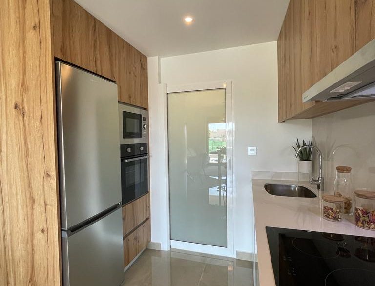 o_1h9g8vgmk637k5417n7nu1s2138