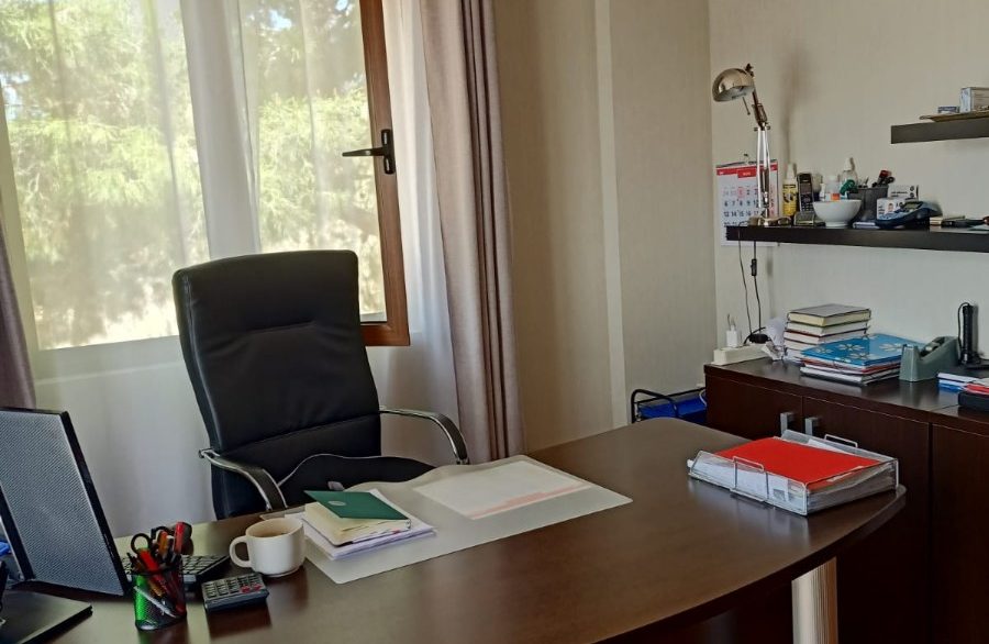 o_1i7iibq11114r2eqevkdt717ru1t