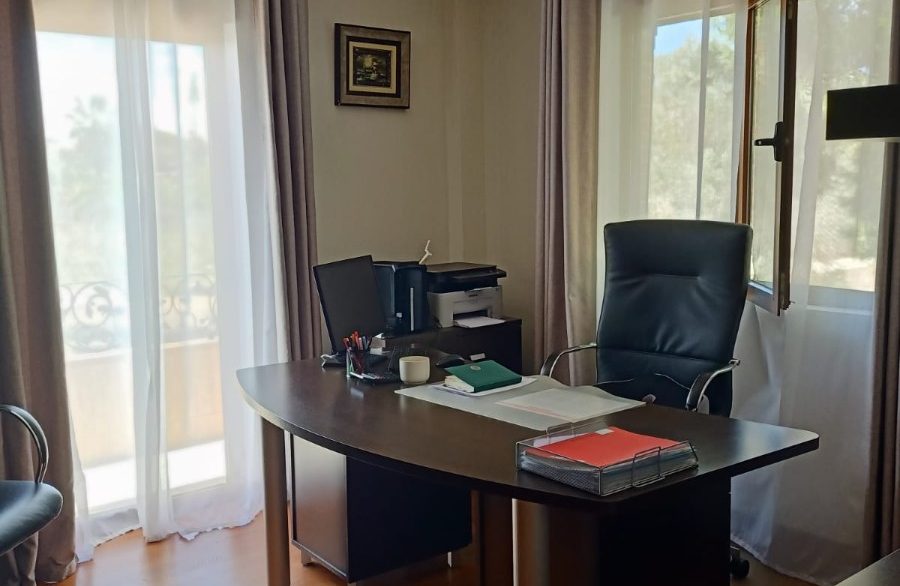 o_1i7iibq11mn2t271du21so5mpt1u