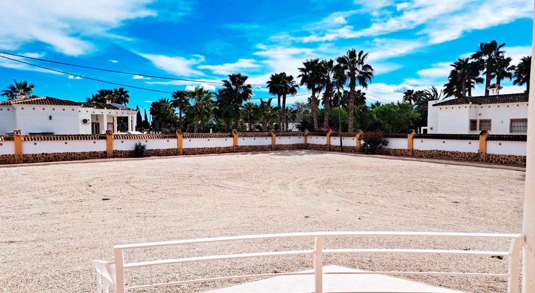 o_1iq82jcil1o1m7d1s7e1rf7avh2d