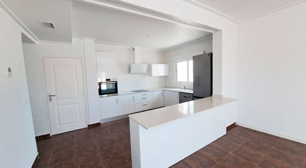 o_1iq82jcilns01g3ehnb1dulg062g