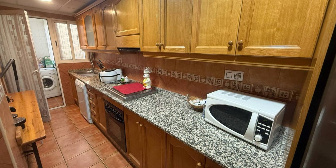 o_1iqigmianl7313uf1i1l13ek20m29