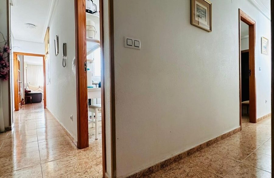 o_1iru4j3dt3i0gi41pqs1aij1qo82r