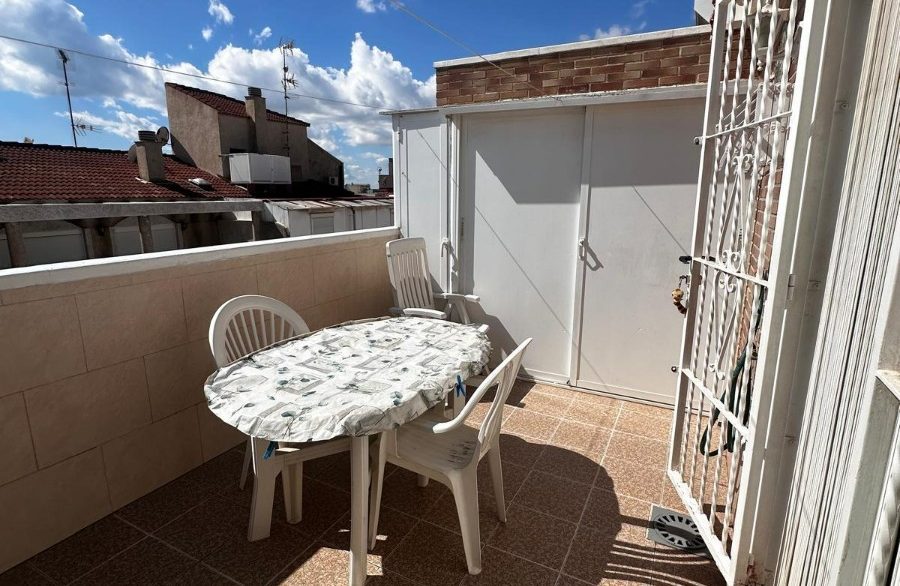 o_1iru4j3dtlin1kf41o7cm8bca82e