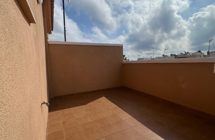 o_1iru7ngfmses9op6561uia16u62r