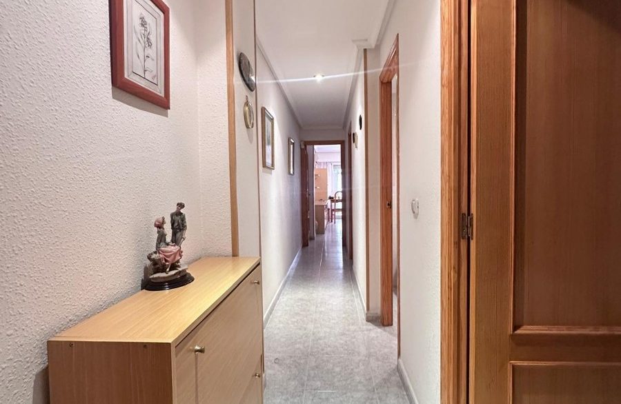 o_1iru8f4m710353kaougbrpot23