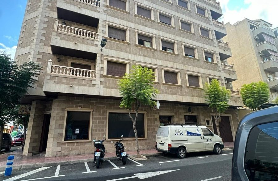 o_1iru8ts021vpo4hr69av3rnlp30