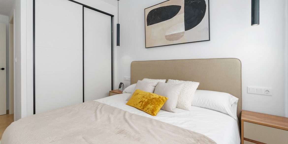 o_1iv2rurn1f1lcii18kj18681jlk2p