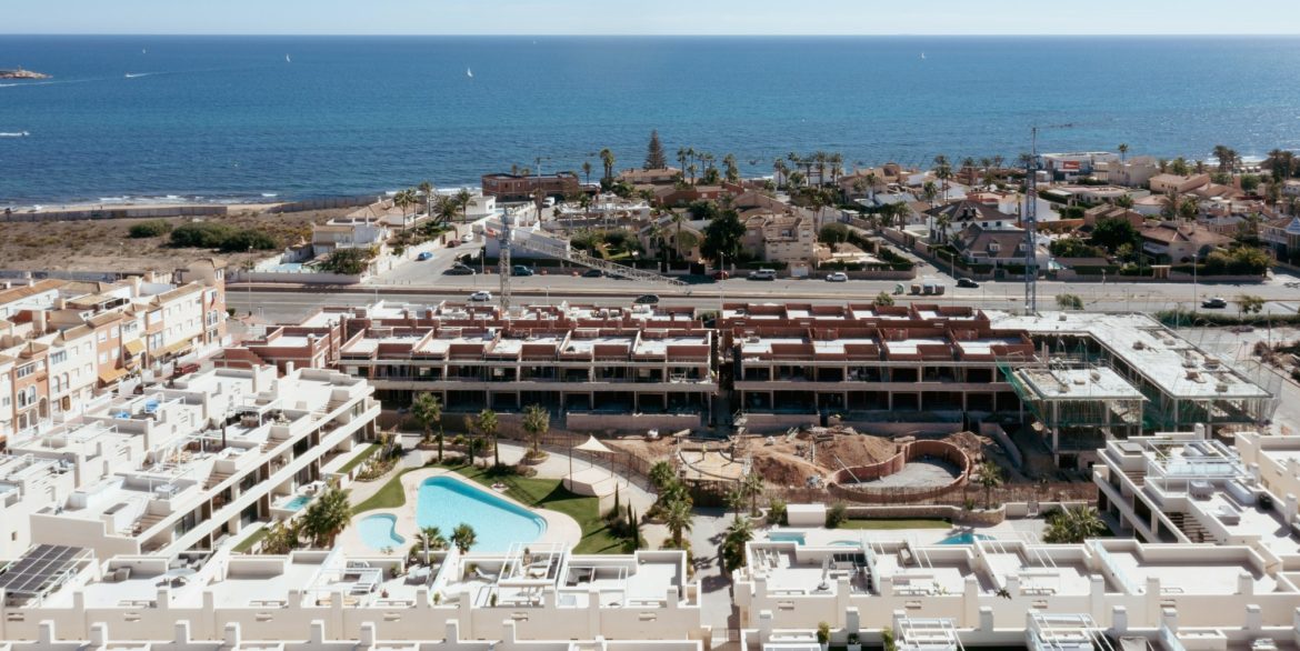 o_1ivn9cip21rpe2fk1encp2h1m1q1s