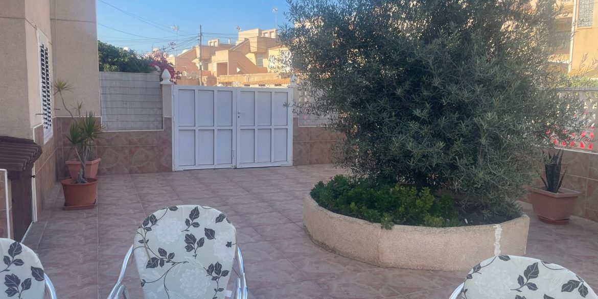 o_1j1ve4jf9mag1a1td801mn04li36