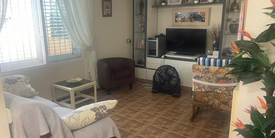 o_1j1ve4jf9u6u1t7hvn2a4h1cdo2f