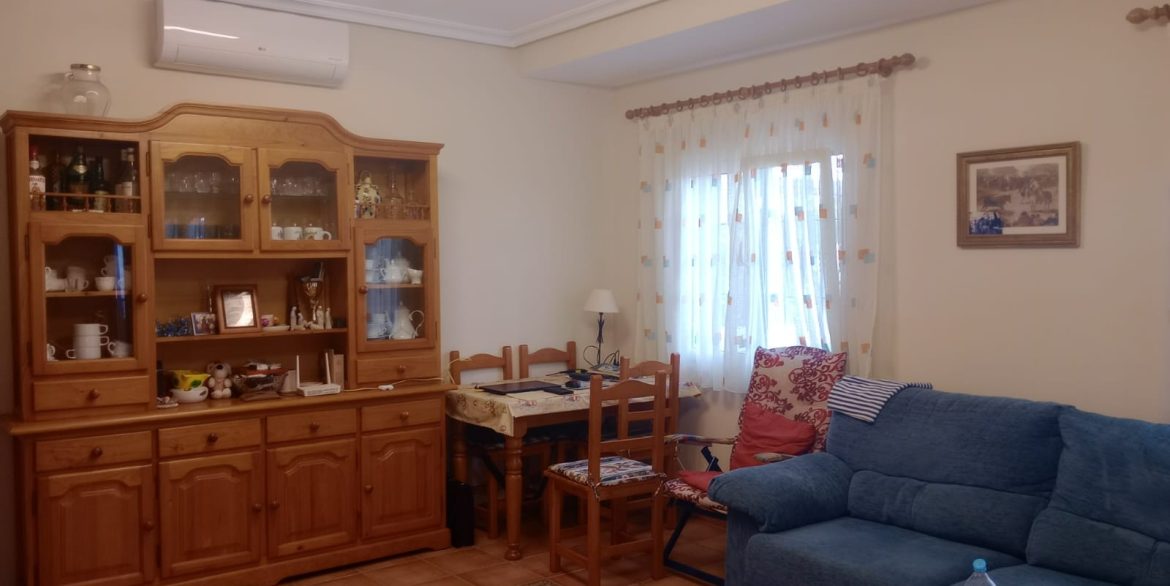 o_1j2evklnc1359ppn1pkfimb9922m