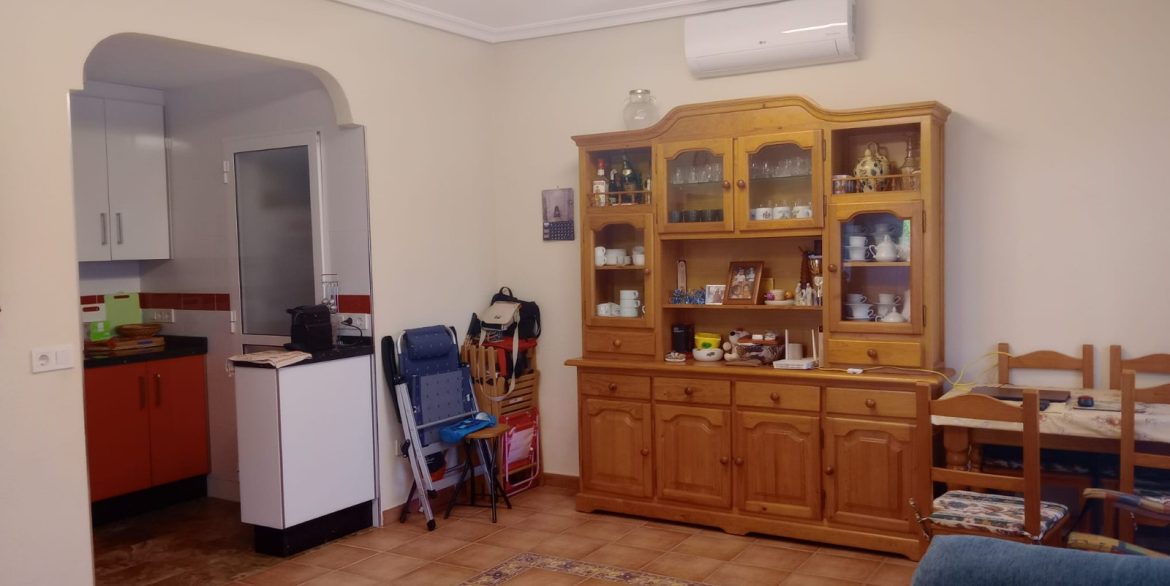 o_1j2evklnc1its13qh11cfg7sbf62p