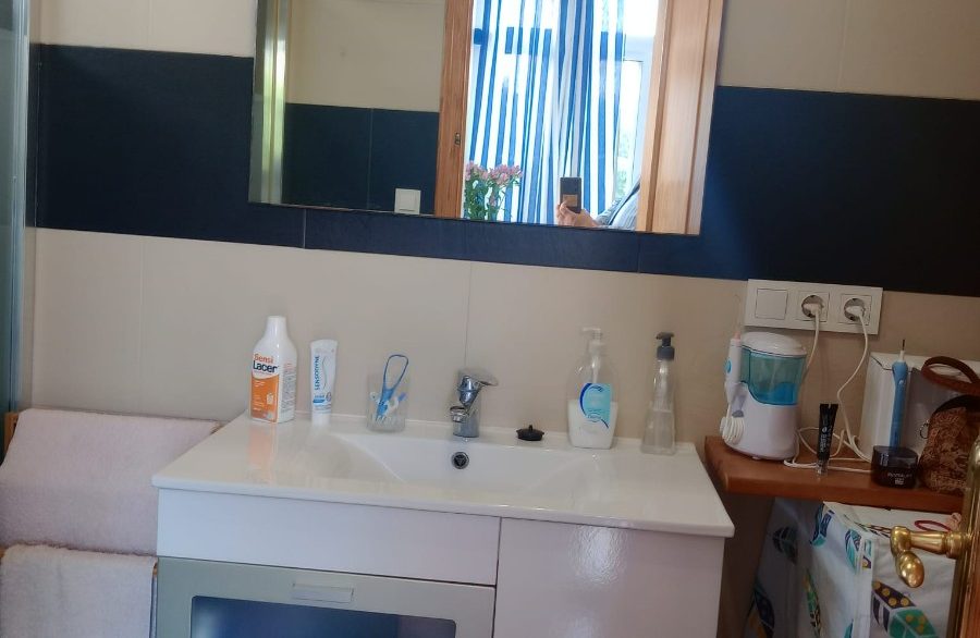 o_1j2evklndqfsm616oimav1t5j3a