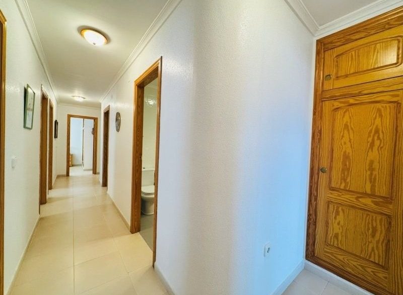 o_1j5e5mrpb1k8398astolnunr420