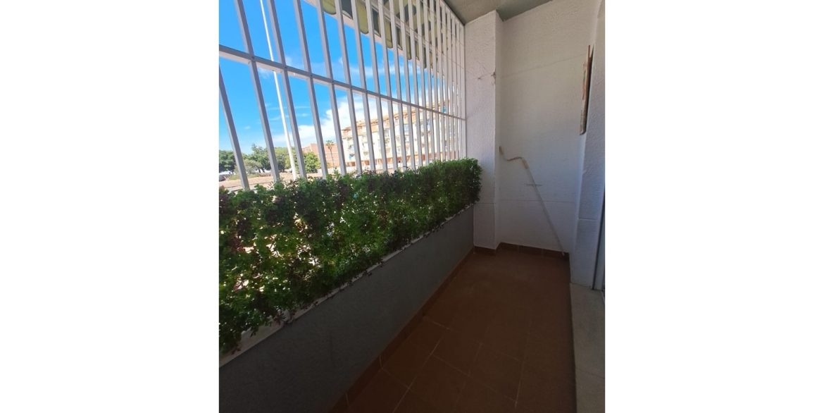 o_1j80j3n2r5bd1t4gd1krln2p27