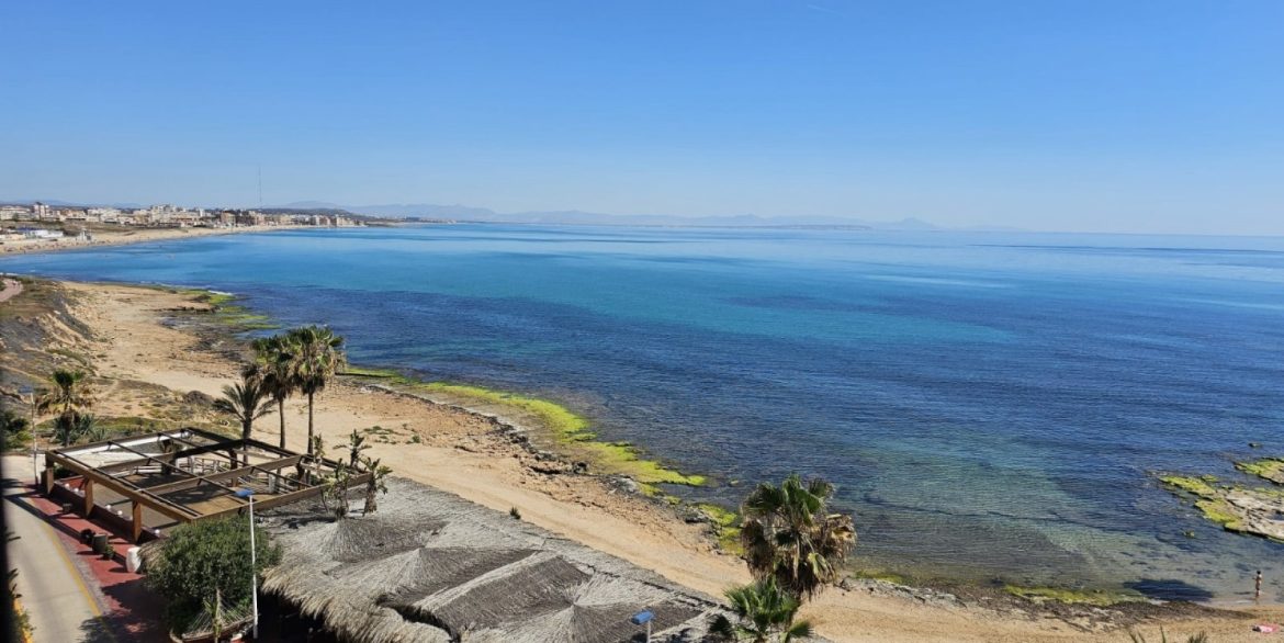 o_1j82vr0umad1vvb1aa41ppjmdr2m