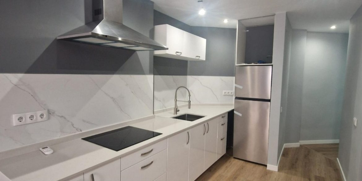 o_1j8362umrtm9p65pvu2eg1vg72a