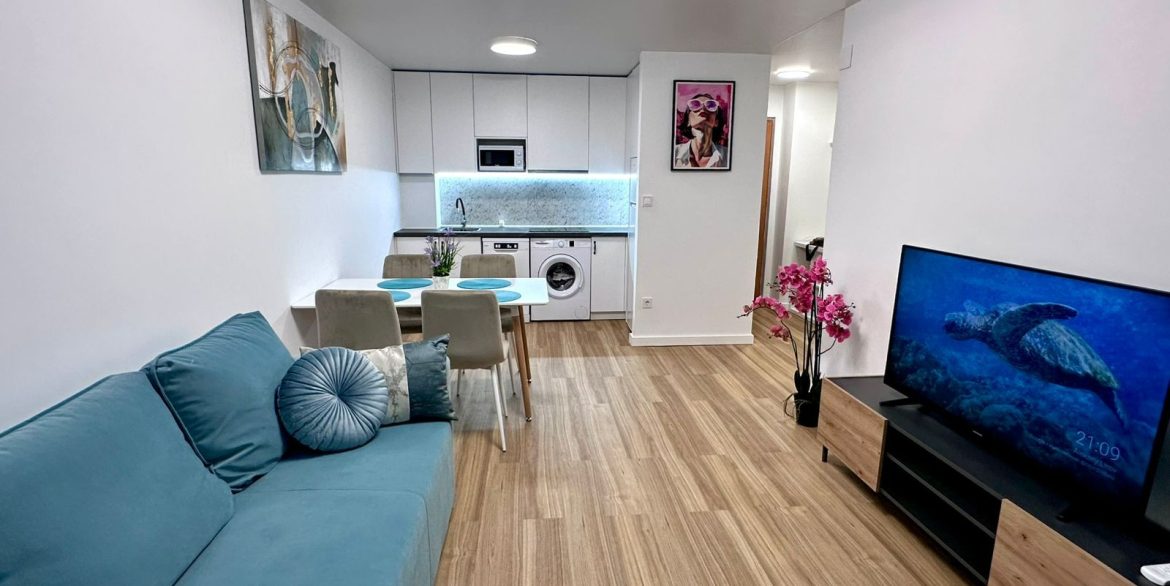 o_1j85lrp2a1f2akg553s3dda126