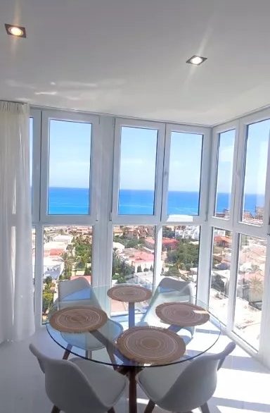 o_1j885i9tk1fnca7m1b50t32l5n29