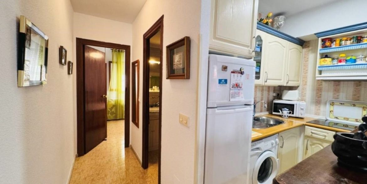 o_1j888ljc61sq11bvc1m2frp1io325