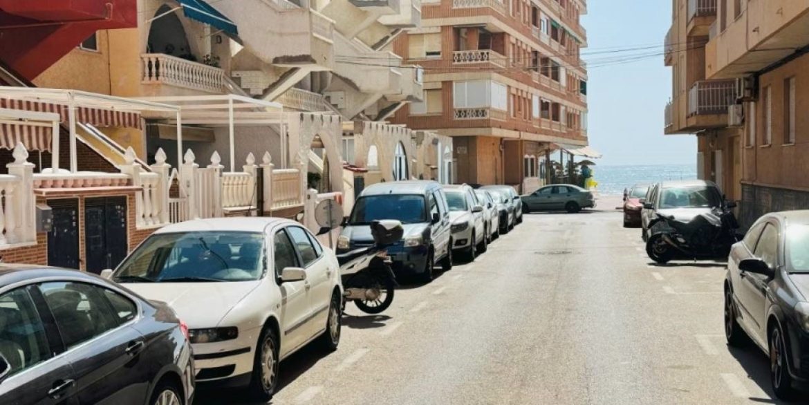 o_1j888ljc63hs152h1mesaf714it2a