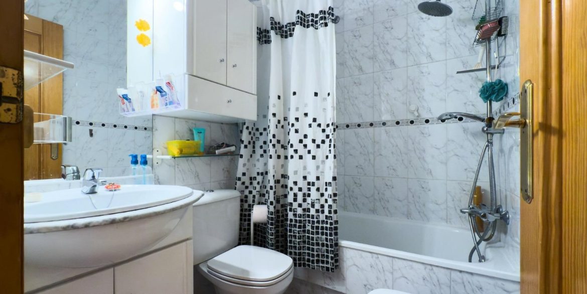 o_1j8t0vvarvu770qib8c1q3p2n