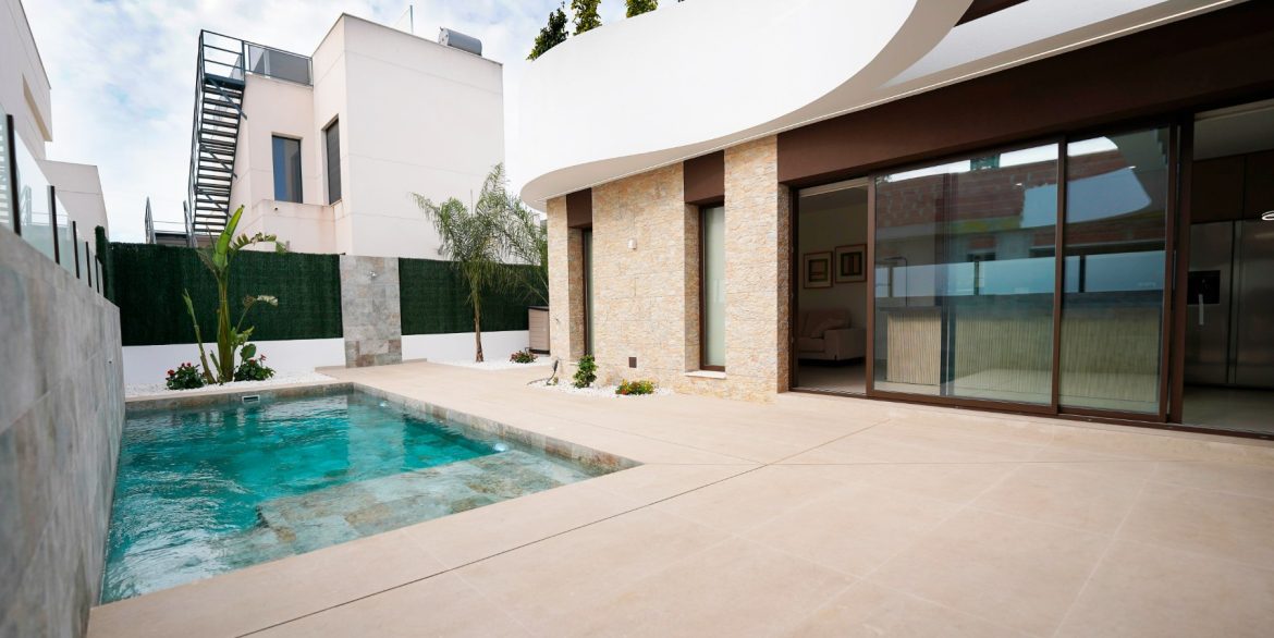 o_1ja1chbn7t7f19ehvpu1amad402g