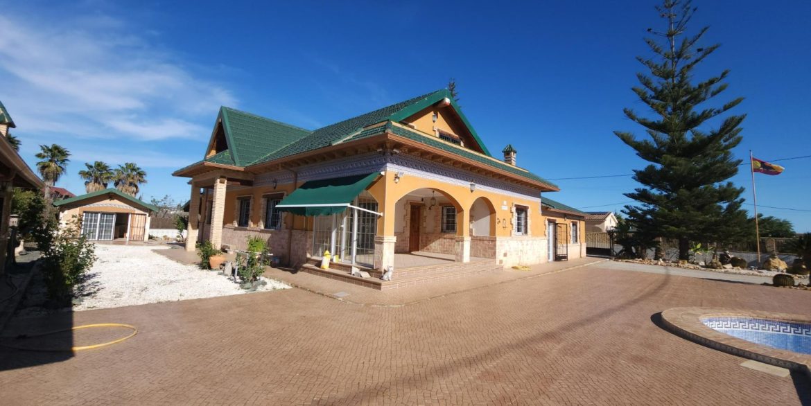 o_1javnjdfbbtg17bnevi13a9pka4n