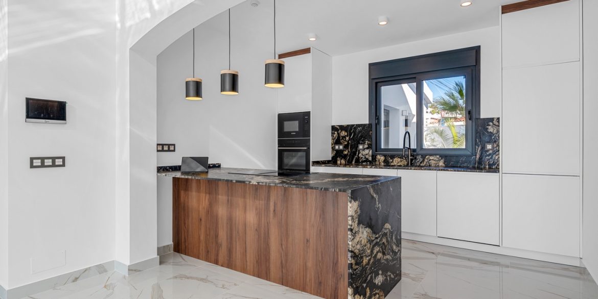 o_1jbcr43ig11q01i89fu31dl7er3l