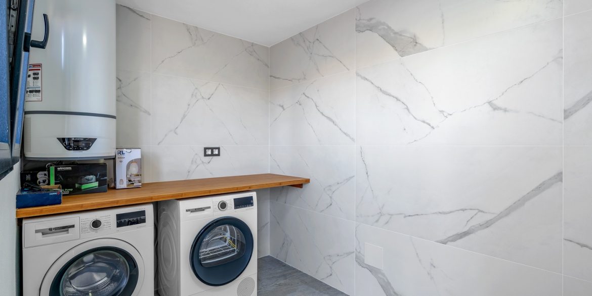 o_1jbcr43ig1kha117v2rrp9qhlk4e