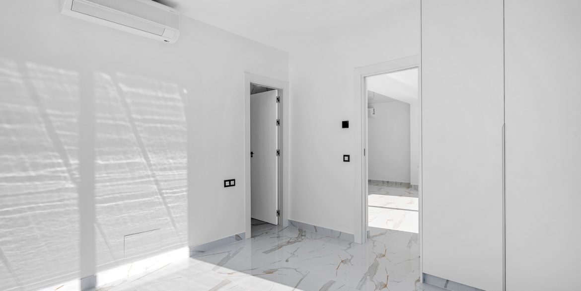 o_1jbcr43ig1snotkoa362g6em44