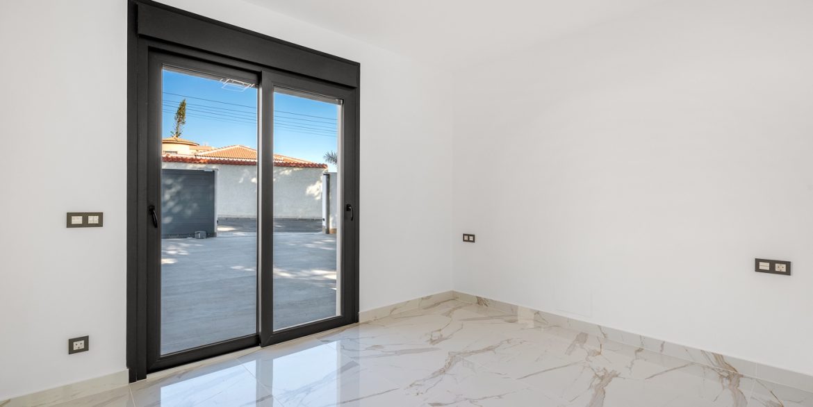 o_1jbcr43ig1var1vll9rt1bo0e2o3g