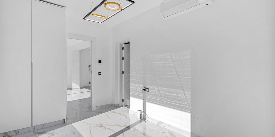 o_1jbcr43igjq4meq1cvmq64150q40