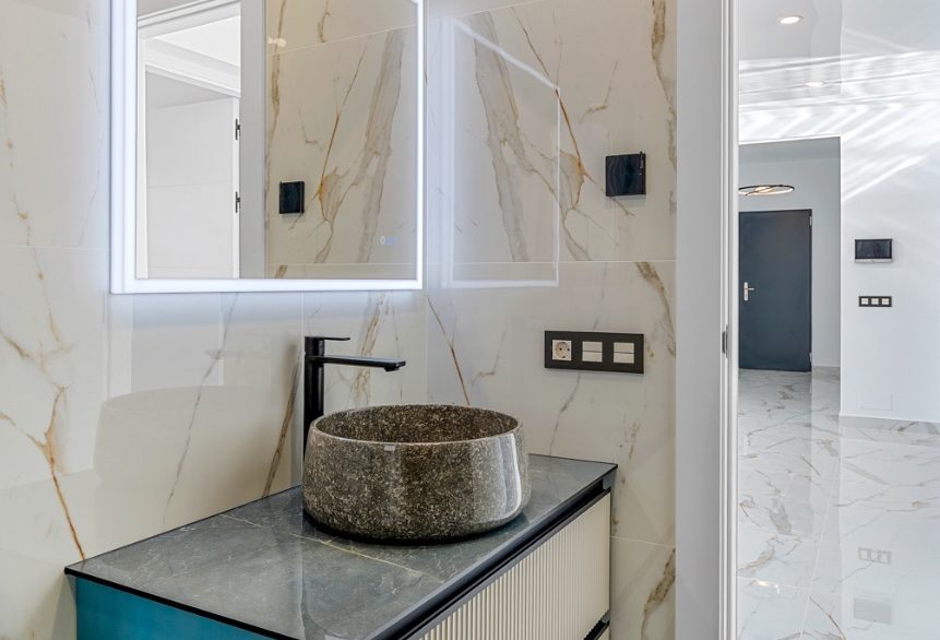 o_1jbcr43igv5u1len2gf1gcb1r223k