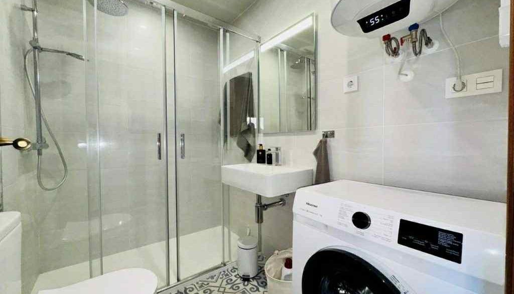 o_1jbfd1m5jvbdikr5e41eq1t6u28