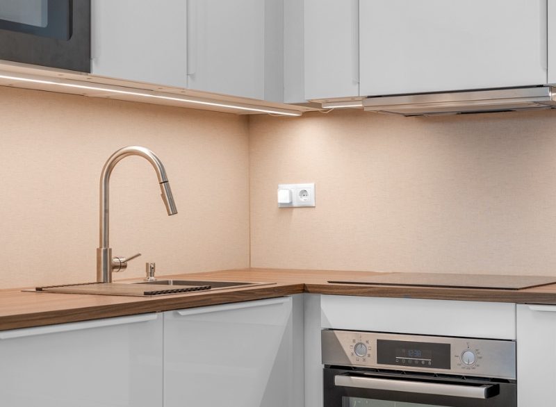 o_1jbfkg3tt1b714fe1ktnn8n1pck2i