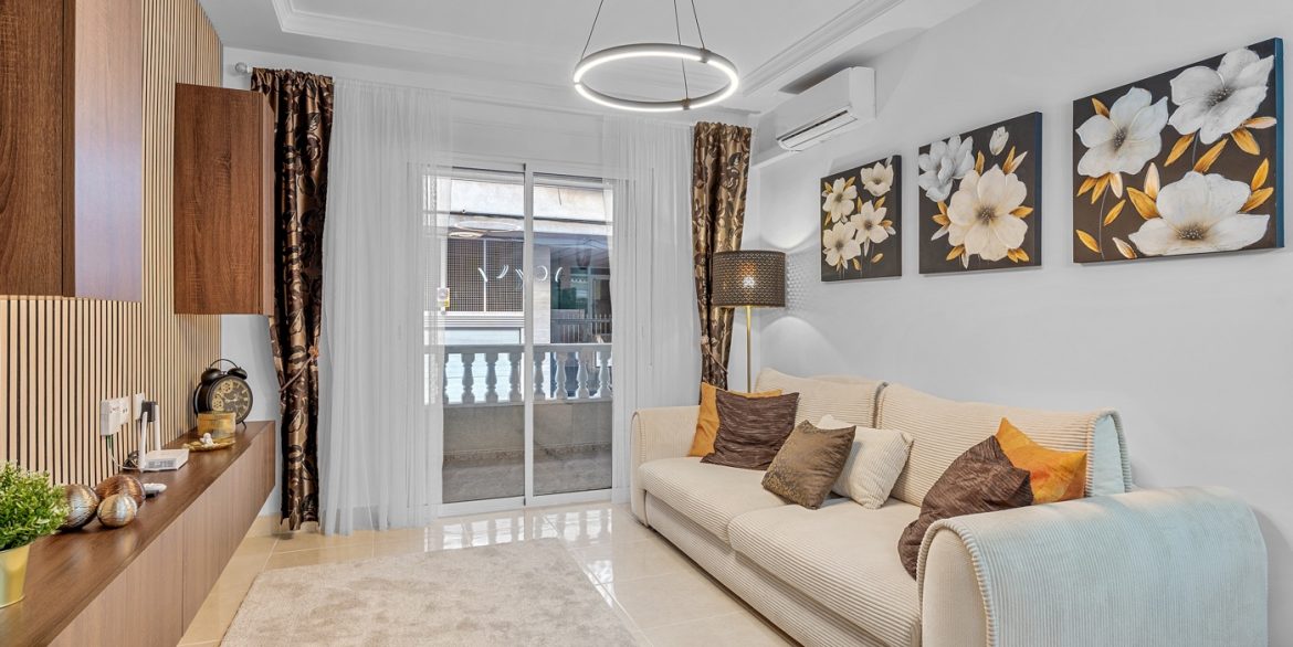 o_1jbfkg3tt1gk1ps1icr18mp1m332n